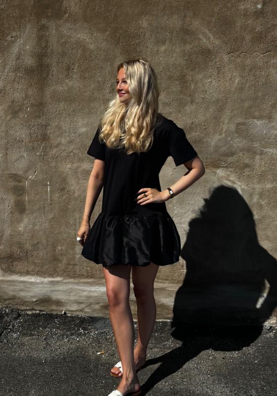 SIVINE BUBBLE HEM MINI DRESS BLACK FRENCH CONNECTION