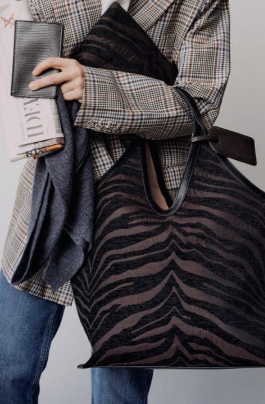 DAY ZEBRA TOTE COFFEE BEAN DAY ET