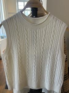 NORMA CABLE WAISTCOAT OFFWHITE NEWHOUSE