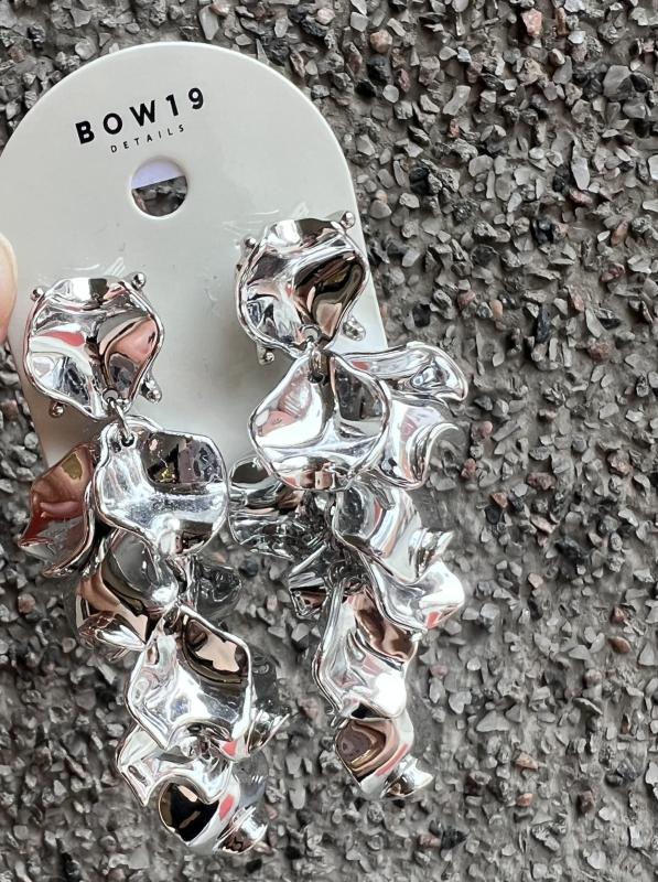 LEAF EARRINGS MINI SILVER BOW19