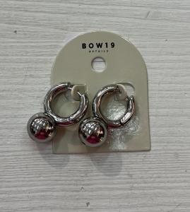 AMELIE PEARL HOOPS SILVER BOW19