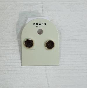 AVA PETITE PEARL STUDS GOLD W DARK BROWN BOW19