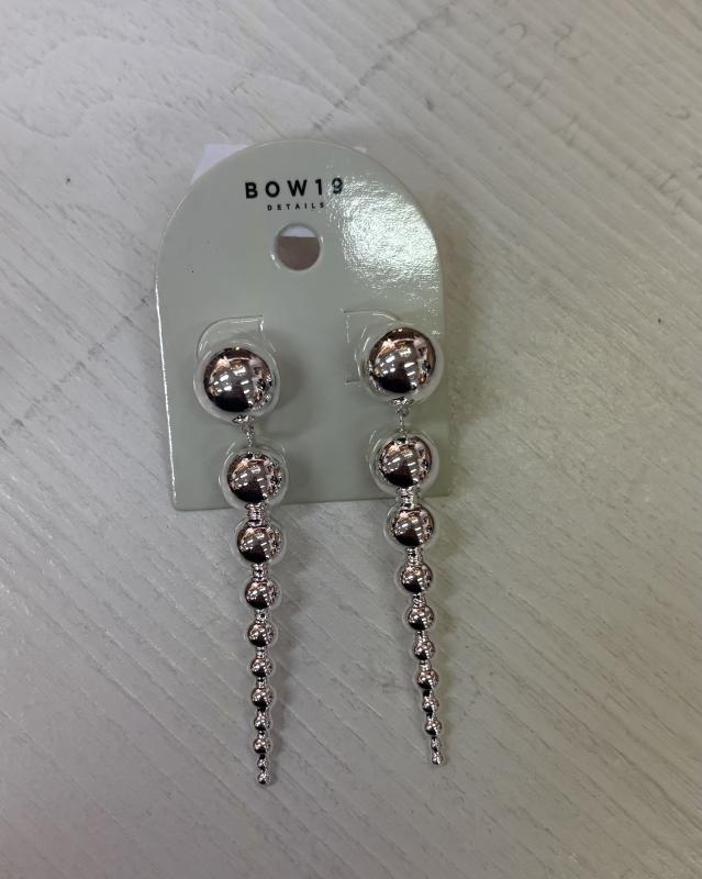 SASSY EARRINGS SILVER BOW19