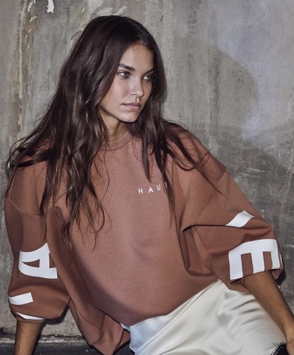MAXI SPLIT LOGO SWEAT CAMEL HAUTE L'AMITIÉ