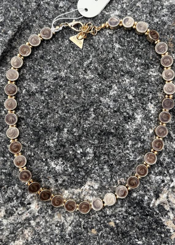 AVA PETITE PEARL NECKLACE GOLD W DARK PEARL BROWN