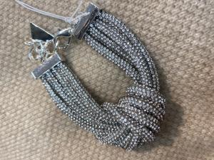 CARRIE BRACELET SILVER BOW19