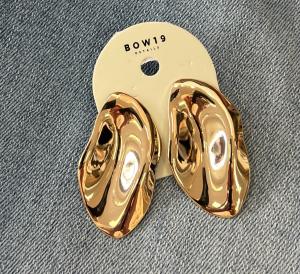 FLAKE EARRINGS GOLD BOW19