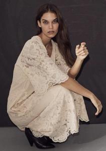 CURVEY LACE HEM DRESS PEARL HAUTE L´AMITIÉ
