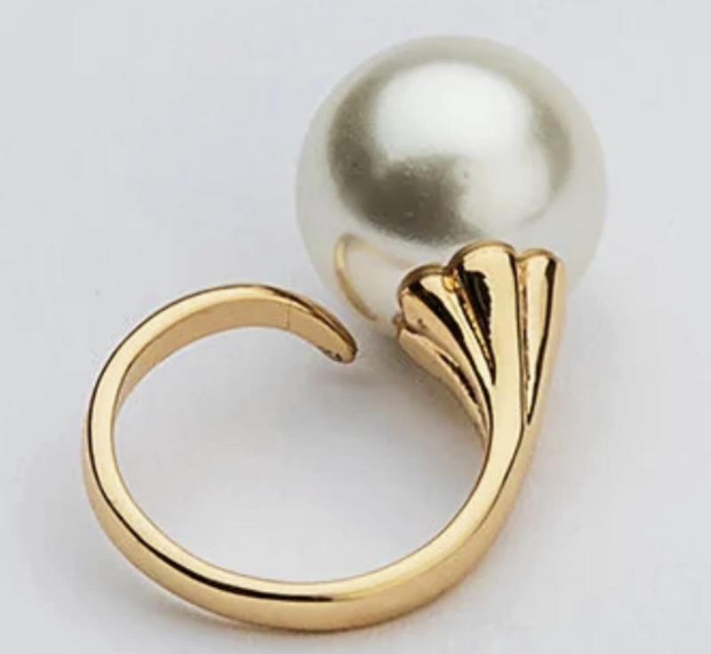PEARL RING GOLD BOW19
