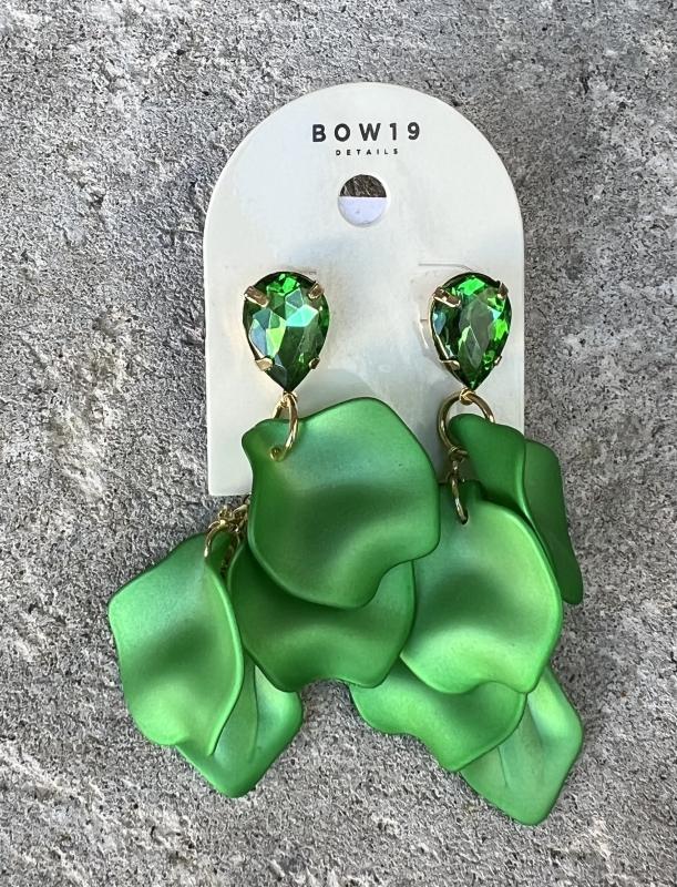 LEAF EARRINGS STRONG GREEN BOW19