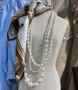 PEARL NECKLACE LONG 2 ROW BOW19