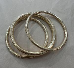 BANGLE SET OF GOLD BOW19