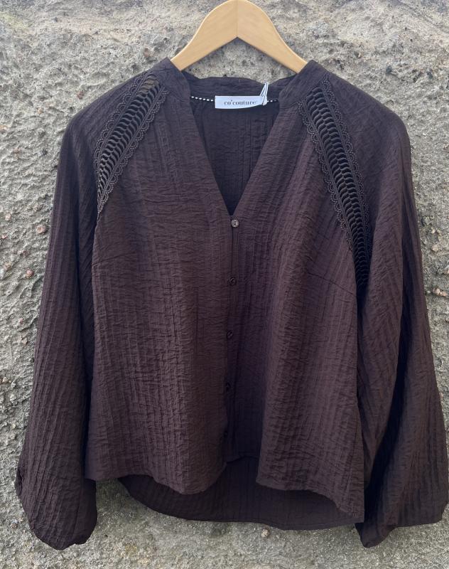 SHINACC LACE V-SHIRT DARK BROWN CO'COUTURE