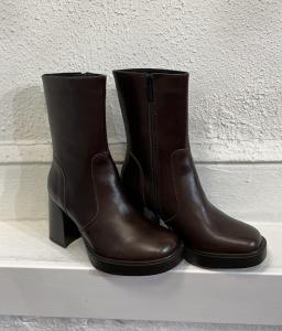 IMELDA BOOTS BROWN SHOE BIZ COPENHAGEN