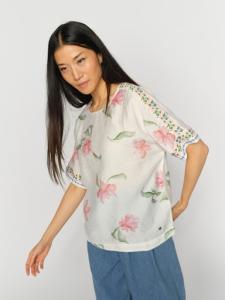 MMPALMA BIG ORCHID BLOUSE ECRU MOSMOSH