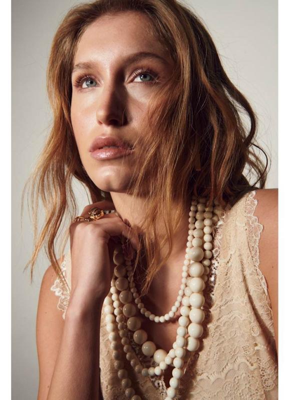 ALMA PEARL NECKLACE BONE BOW19