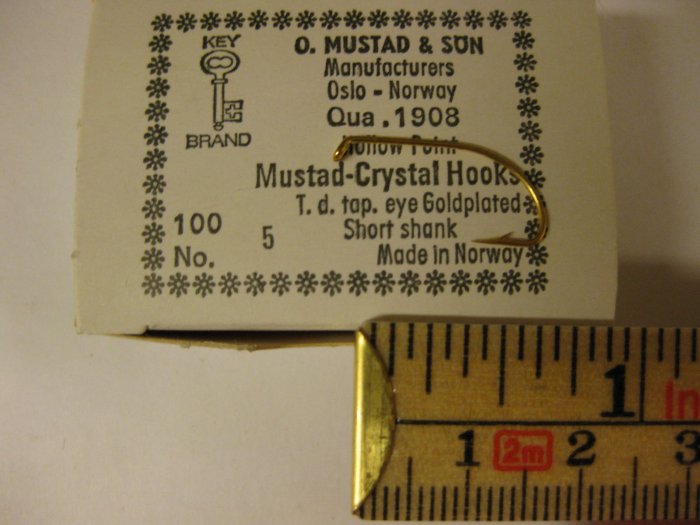 Mustad 1908 No.5 Crystal
