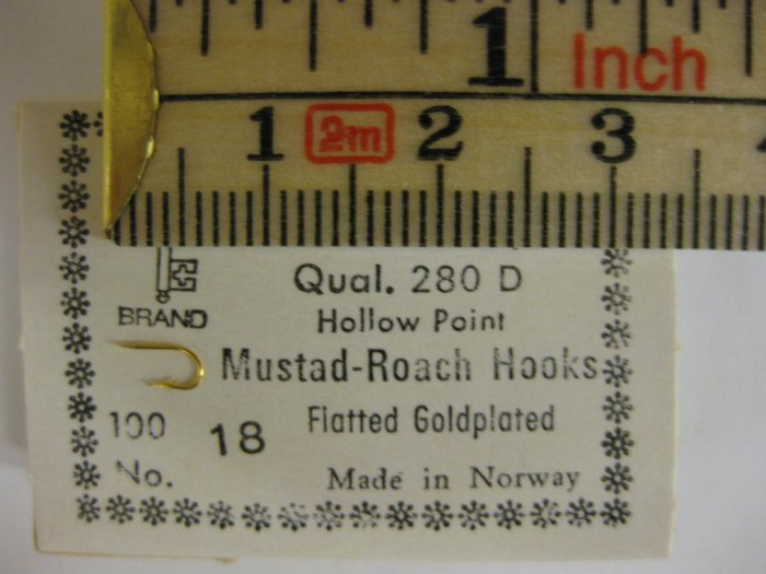 Mustad 280D No.18 Round Roach