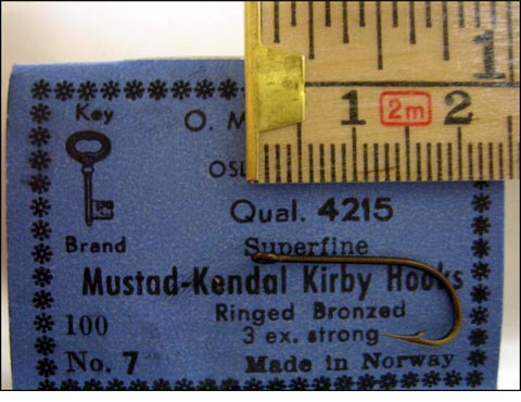 Mustad 4215 No.7 Kirby Kendal