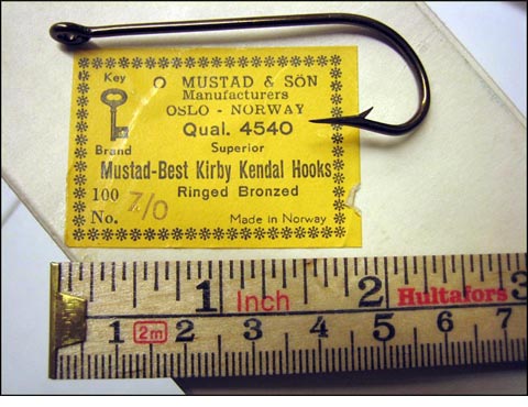 Mustad 4540 No.7/0 Kirby Kendal