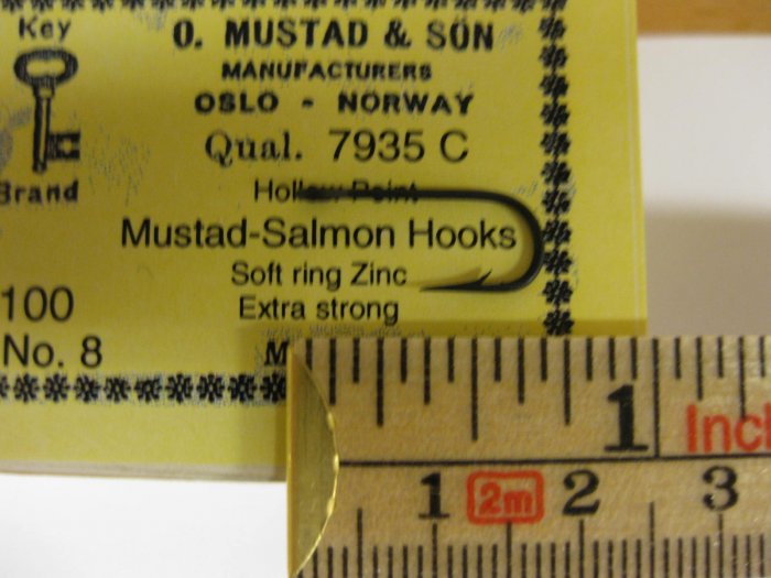 Mustad 7935C No 8 Salmon Round