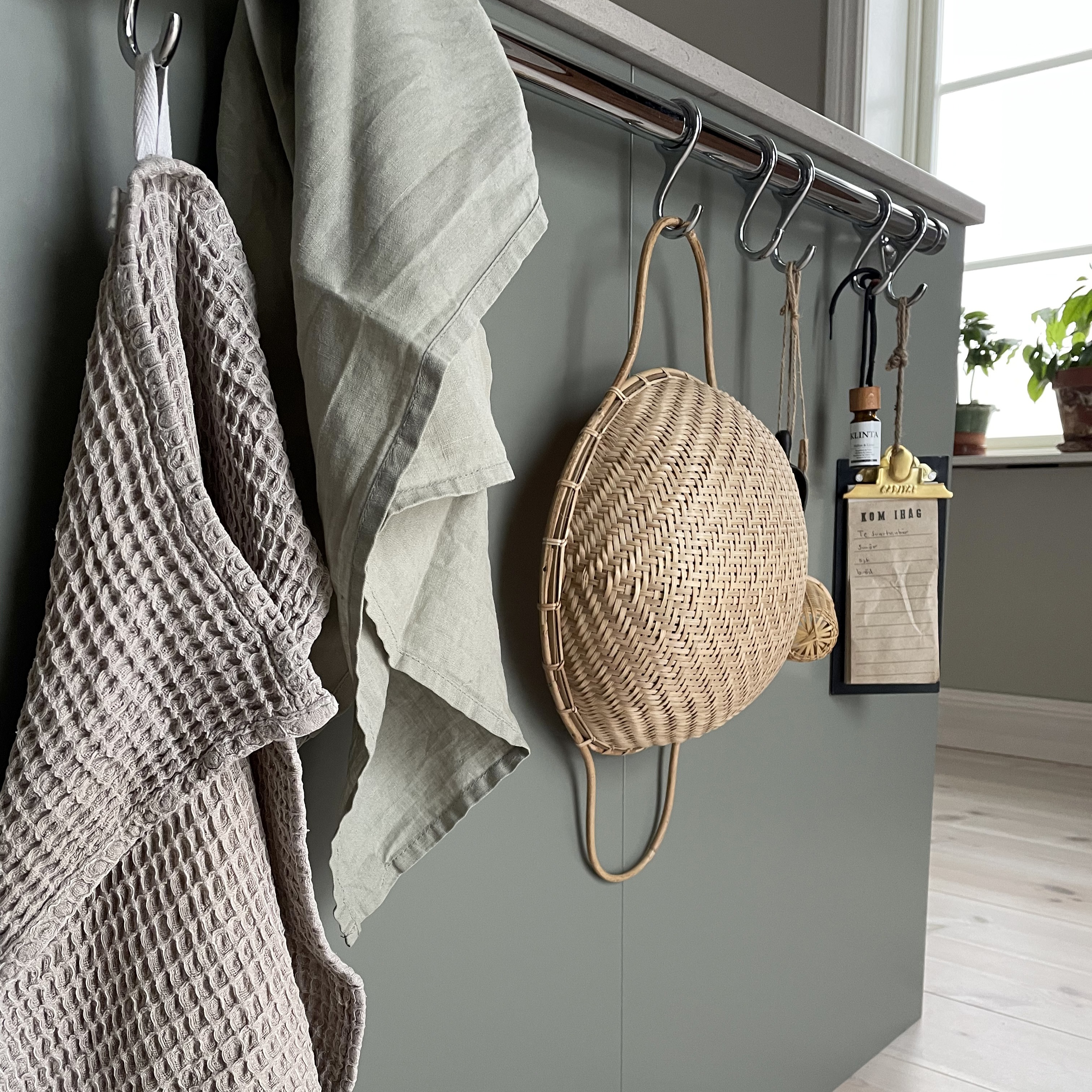 Yalang‘ochlar mehmonxonada mazza qilib o‘tirishibdi Eng romantik jinsiy aloqani onlayn tomosha qiling