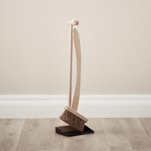 Sopborste och skyffel