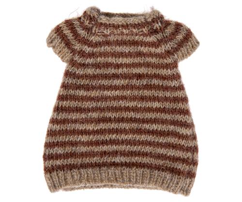 Stickad klänning till mamma mus