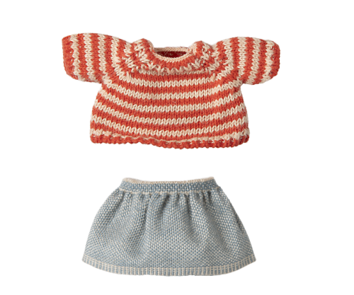 Maileg – Kläder till storasyster mus, vit och röd randig stickad tröja och kjol systermus