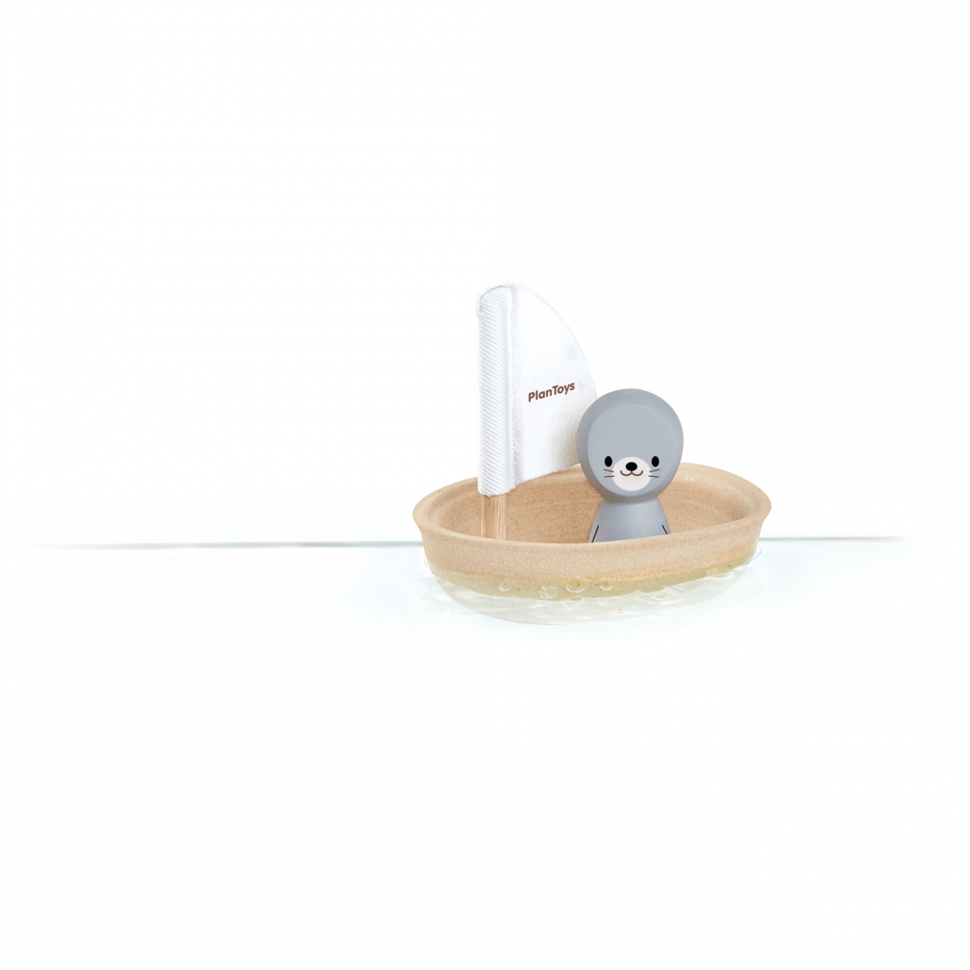 Sailing boat seal