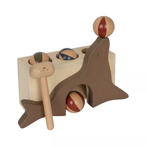 Wooden hammer game - sea lion