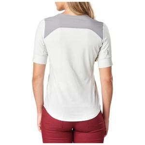 Willow Henley | PebbleHr | L