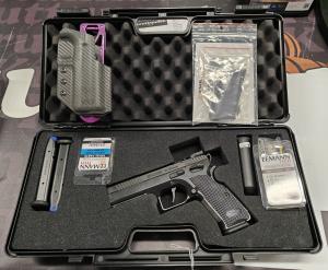 KMR W-02 UMBRA 4.5" 9x19 OR (Optic Ready) - Säljuppdrag