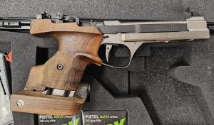 Feinwerkbau AW93 med XS-rinkkolv - Försäljningsuppdrag