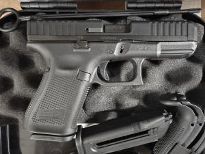 Glock 44 .22lr - Bra skick - inklusive hölster