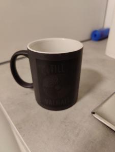 Mugg - Till Valhall | Röd-Färgskift