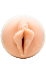 Filmstjärnan Maitland Ward vagina i en perfekt replika.