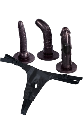 Prisvärd sele med tre olika stora dildos till paketpris.