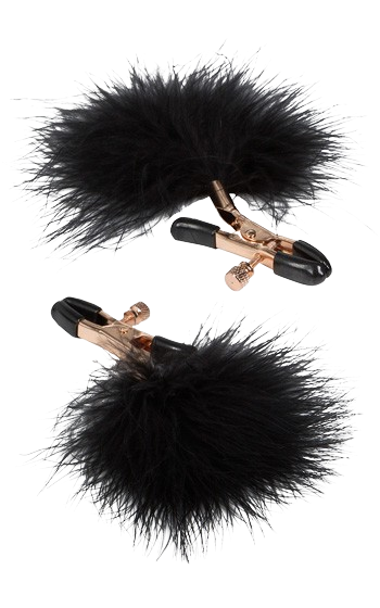 Designerklämmor för brösten med mjuka svarta fejkfjädrar.