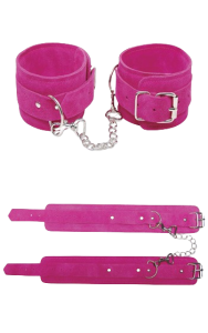 ankle cuffs Från amerikanska Pipedream's rosa serie. Mockaliknande.