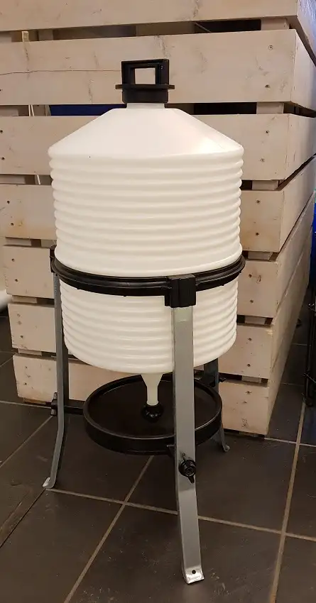 Vattenautomat plast 30l