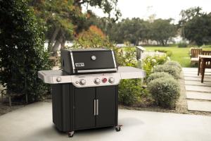 Genesis® E-335 Gasolgrill