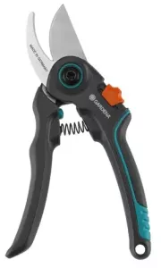 ExpertCut