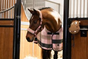 Grimma Eskadron Faux Fur Platinum Soft Rouge