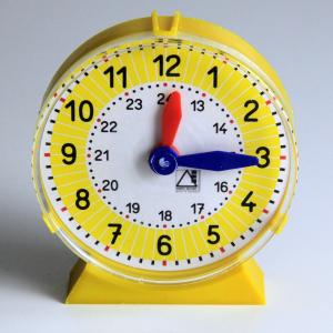 Klocka med synkrona visare 11cm