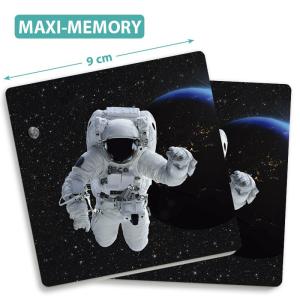 Maxi-memory Universum