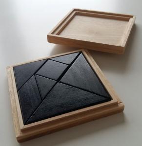 Tangram i trä
