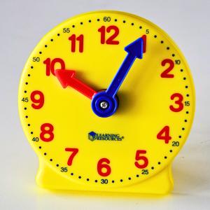 Elevklocka med synkrona visare 10 cm