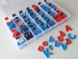 Hopfällbar magnetisk whiteboardtavla A3, 37x32x18cm med bokstavslåda