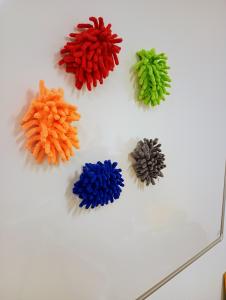 "Pompom" magnetisk tavelsudd